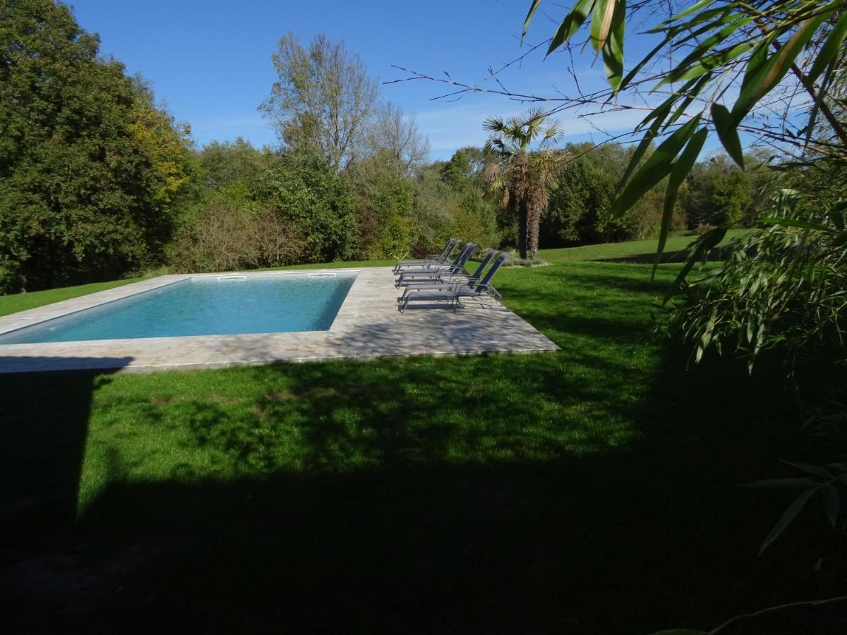 Domaine La Bastide Bed & Breakfast Cleyrac Bagian luar foto