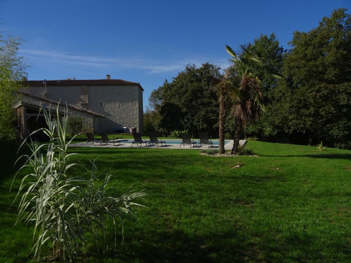 Domaine La Bastide Bed & Breakfast Cleyrac Bagian luar foto