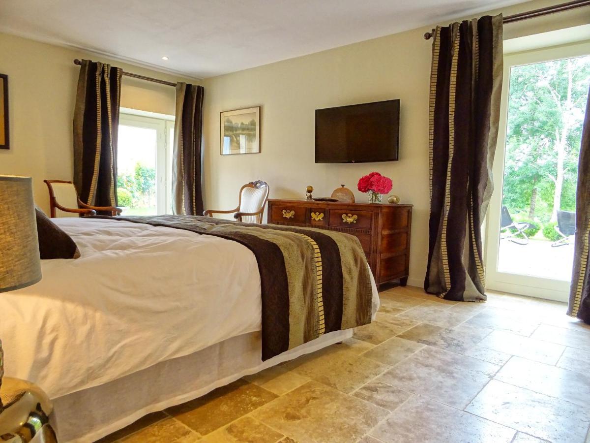 Domaine La Bastide Bed & Breakfast Cleyrac Bagian luar foto